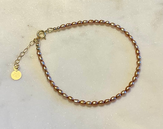 Tiny Champagne Rice Pearl Anklet