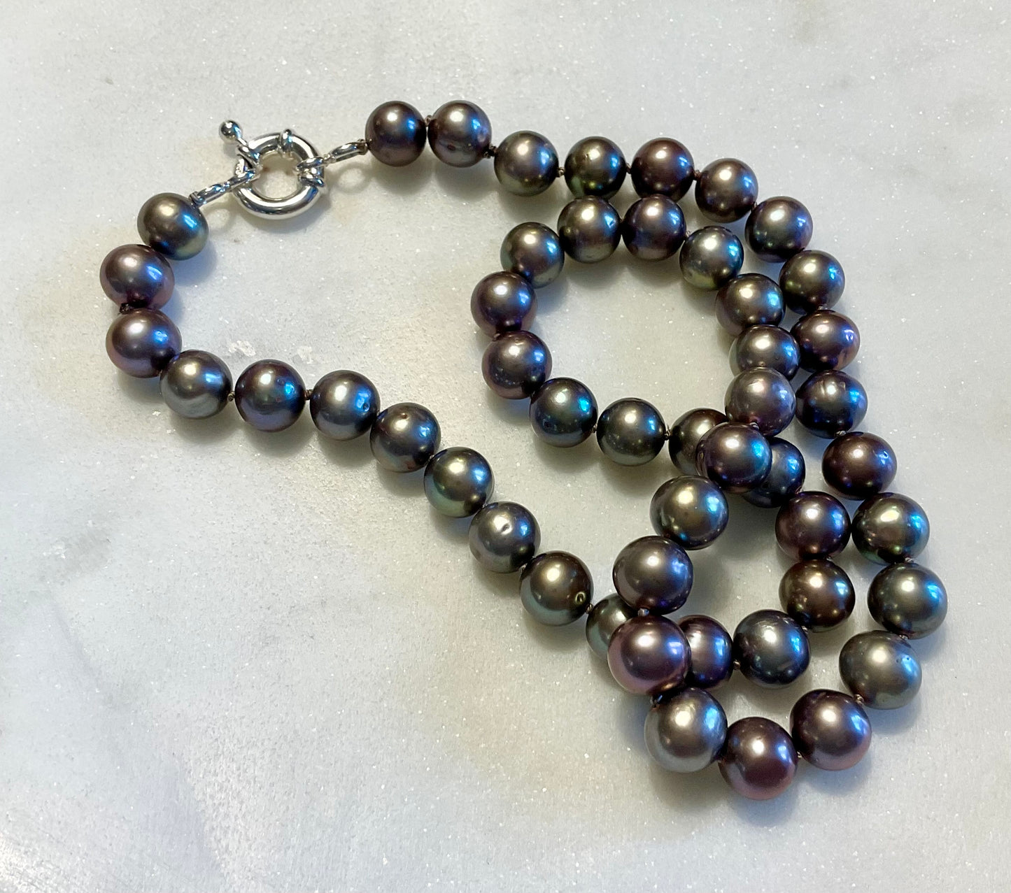 Hand-Knotted Gray Pearl Necklace